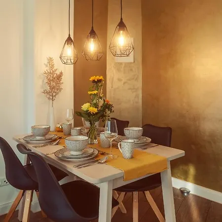 Goldrausch - Glanzvolle In Am Lutherplatz